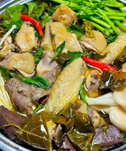 Lẩu gà lá giang 1/2 con