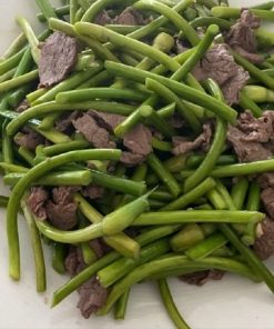 Nghé xào tỏi củ