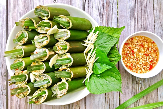 Chả ốc ống nứa