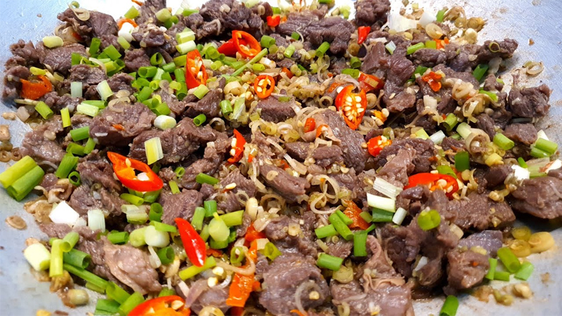 Nghé sào xả ớt