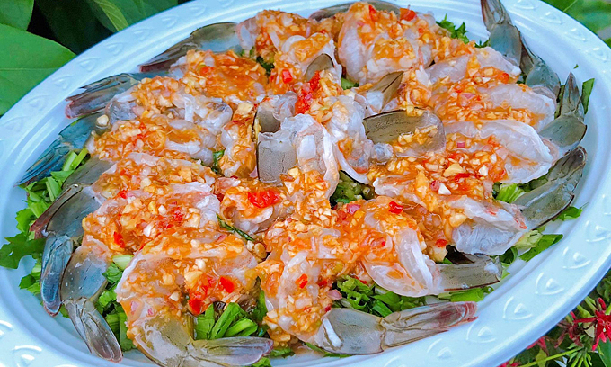 Gỏi tôm sú